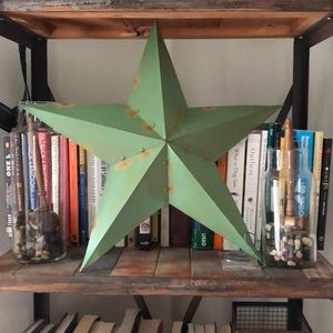 Green Rustic Star Decor